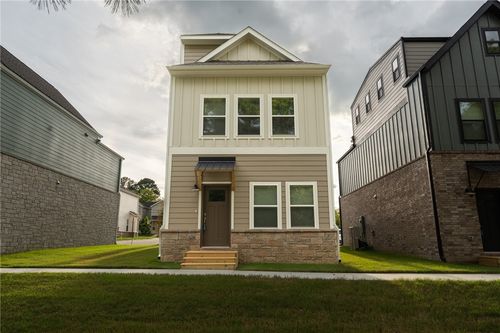 1319 S Van Buren Ave, Fayetteville, AR, 72701-6234 | Card Image