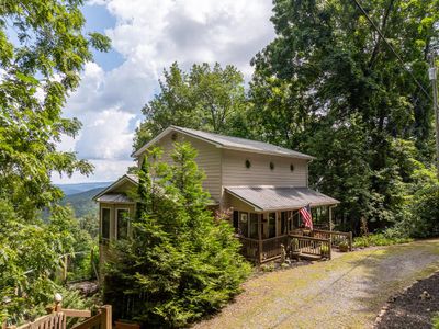 1534 Walnut Ridge, Home with 3 bedrooms, 3 bathrooms and null parking in Ellijay GA | Image 1