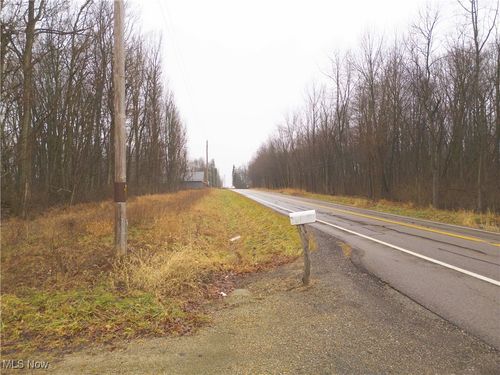 12025 Pleasant Valley Rd, Frazeysburg, OH, 43822-9583 | Card Image