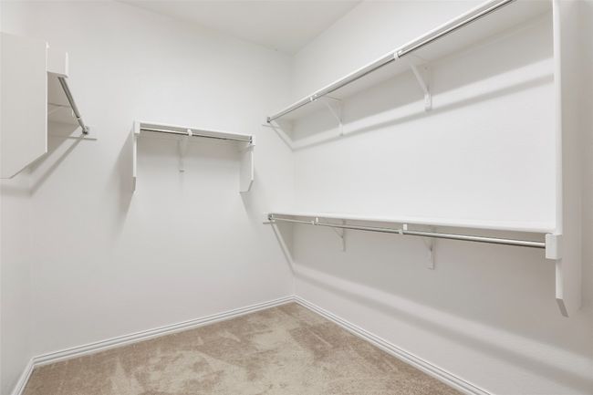 Primary Closet | Image 28