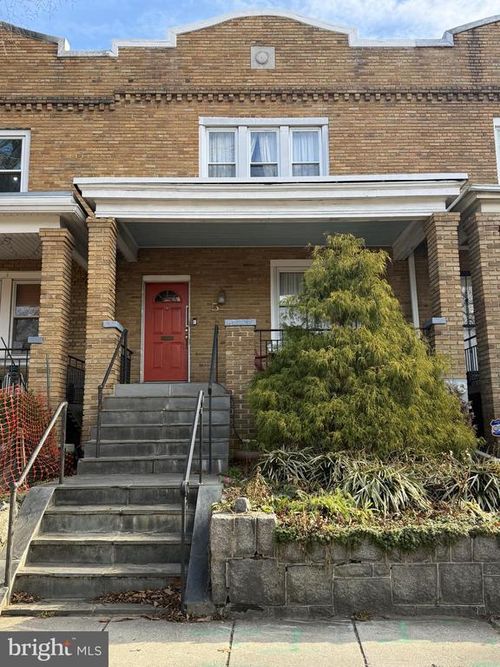5 Sherman Cir Nw, WASHINGTON, DC, 20011-4751 | Card Image