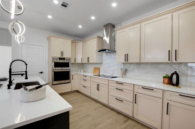 209 Pearl Harbor St, House other with 4 bedrooms, 3 bathrooms and null parking in Tool TX | Image 13