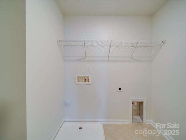 Laundry Room | Image 39