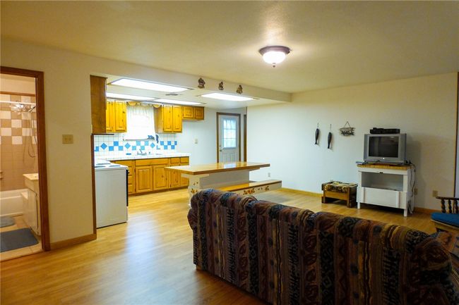 156 Naylor Rd, House attached with 4 bedrooms, 3 bathrooms and null parking in Calliham TX | Image 26