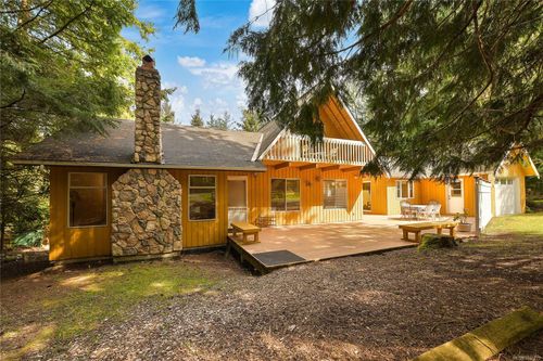 552 Club Cres, Mayne Island, BC, V0N2J1 | Card Image