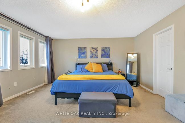 43 Sassafras Cir, House attached with 4 bedrooms, 4 bathrooms and 2 parking in Thornhill ON | Image 16