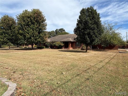154 Manors Drive, Lebanon, MO, 65536 | Card Image