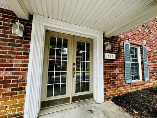 4-743 N Hite Ave, Louisville, KY, 40206-3235 | Card Image
