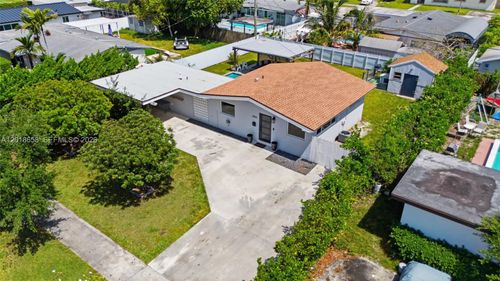 9955 Sw 215th St, Cutler Bay, FL, 33189-3033 | Card Image