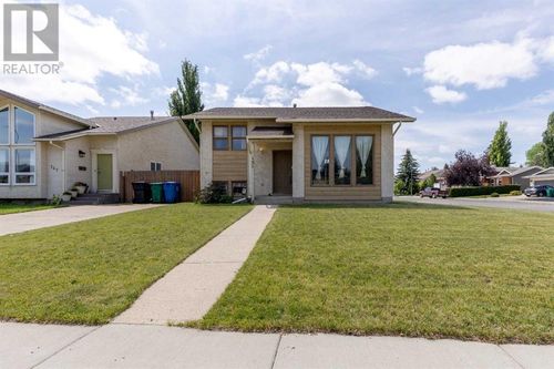 151 Lakhota Cres W, Lethbridge, AB, T1K6J2 | Card Image