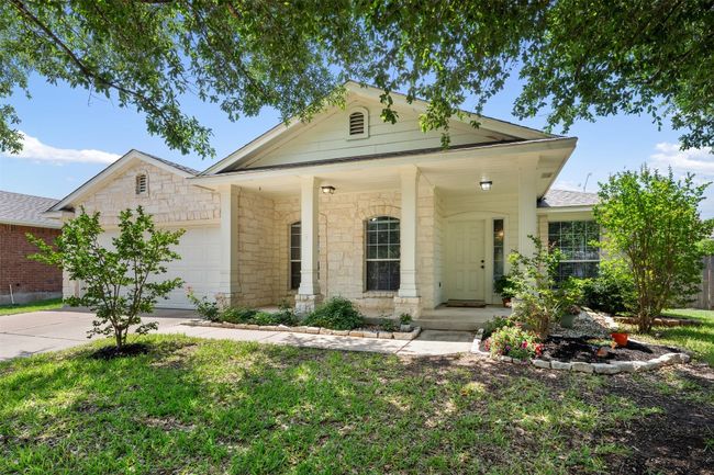 View of front of house and porch | Image 21