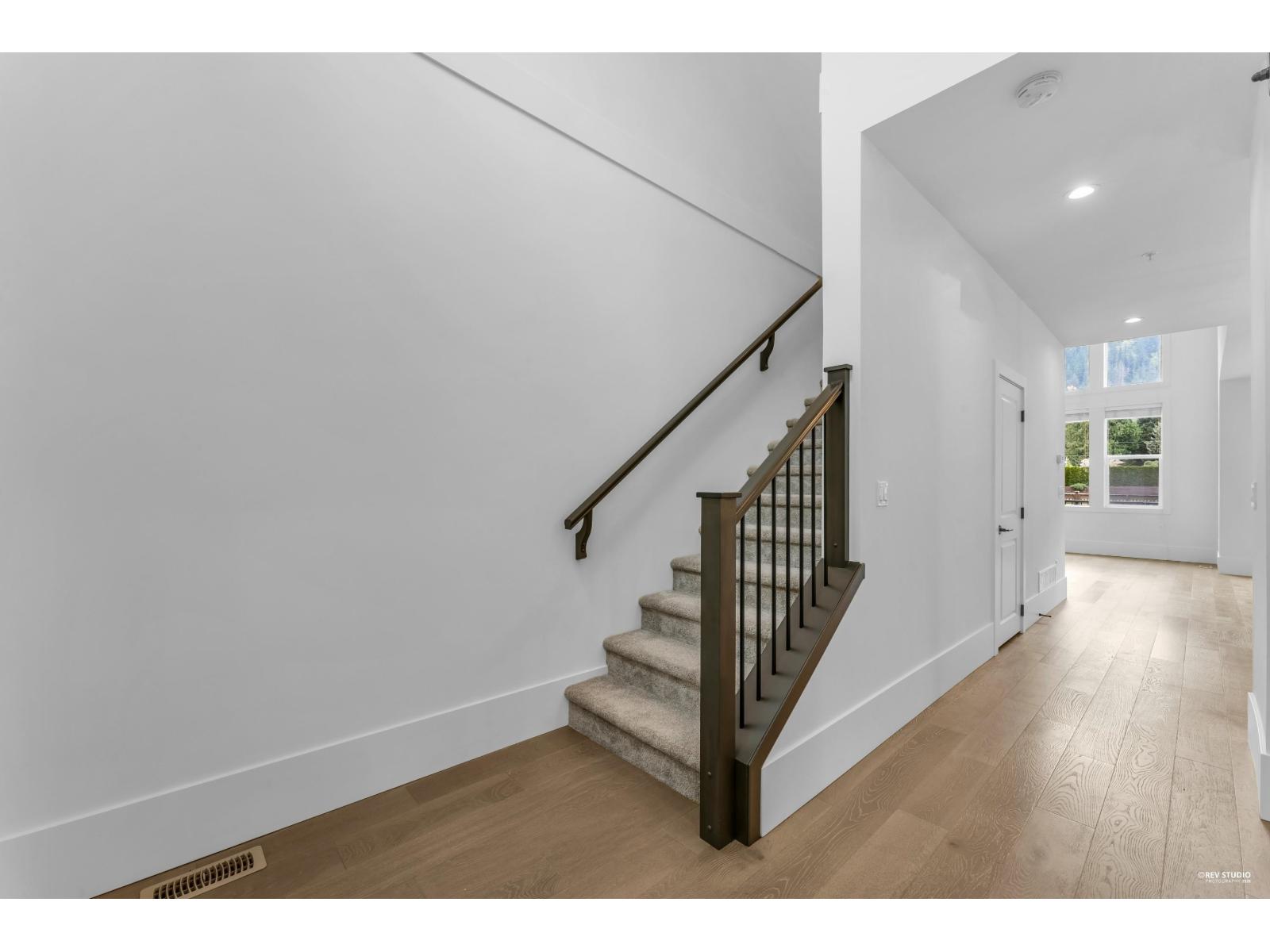 Residential in Lindell Beach 3