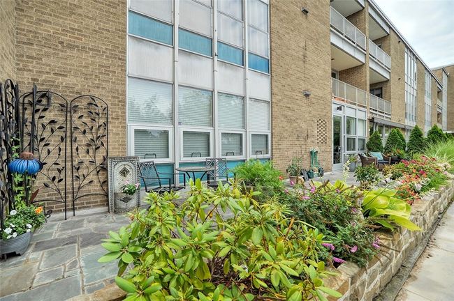 APT-311 - 5100 5 Th Ave, Condo with 2 bedrooms, 2 bathrooms and 1 parking in Shadyside PA | Image 17