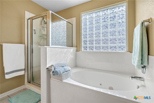 Primary bath/shower | Image 11