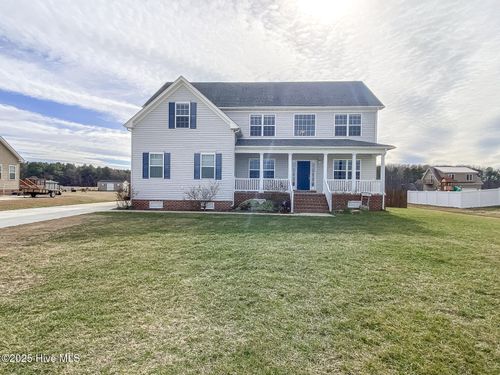 284 Mcpherson Rd, South Mills, NC, 27976-9555 | Card Image