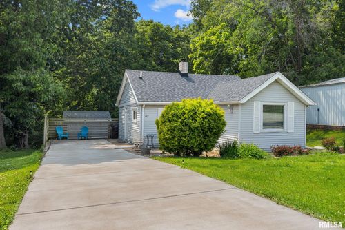 133 Hollywood Cir, Creve Coeur, IL, 61610-3831 | Card Image
