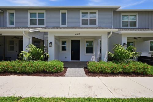 4910 N Longwood Lake Sq, Westlake, FL, 33470-1298 | Card Image