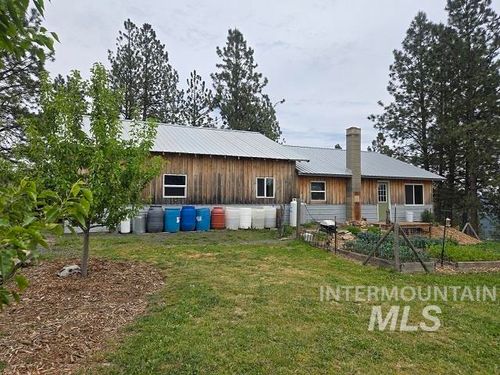 1510 Summitview Dr, Ahsahka, ID, 83520-5006 | Card Image