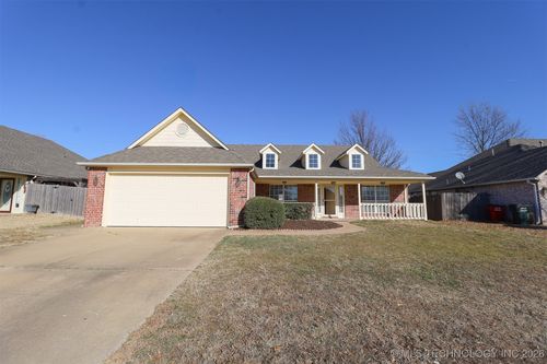 11003 95th Pl, Owasso, OK, 74055-4477 | Card Image