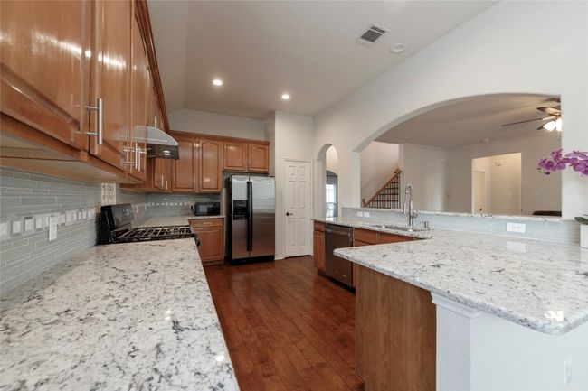 Granite counter tops | Image 10