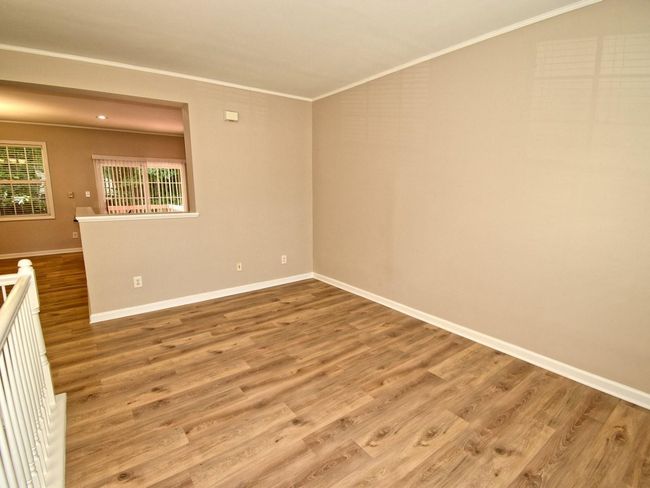 Photo #7 | Image 7