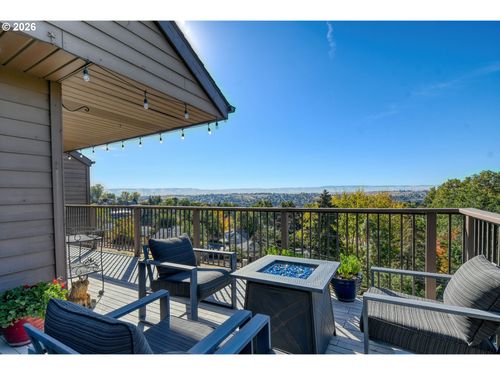 a-1032 Nw 12th St, Pendleton, OR, 97801 | Card Image