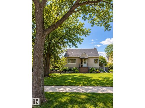 6542 112a St Nw, Edmonton, AB, T6H4R3 | Card Image