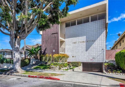 105-810 Edgewood St, Inglewood, CA, 90302-6889 | Card Image