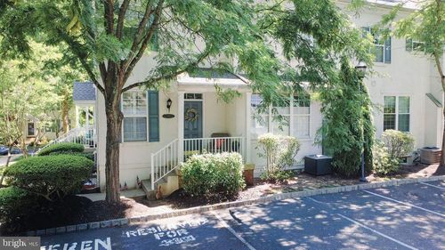 312 Lantern Dr, DOYLESTOWN, PA, 18901-1960 | Card Image