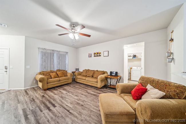 14995 S 276 Th East Ave, House other with 4 bedrooms, 2 bathrooms and null parking in Coweta OK | Image 7