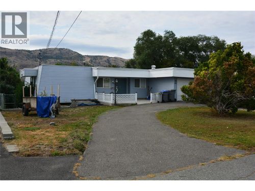 2225 Barbara Ave, Kamloops, BC, V2B4J4 | Card Image