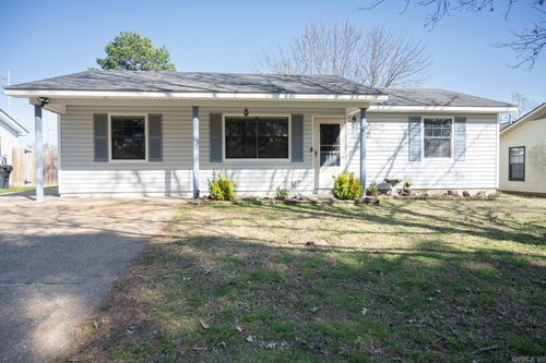 2212 Crescendo Dr, Jonesboro, AR, 72401-8332 | Card Image