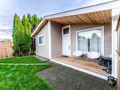 45866 Henley Ave, House other with 4 bedrooms, 2 bathrooms and 5 parking in Chilliwack BC | Image 2