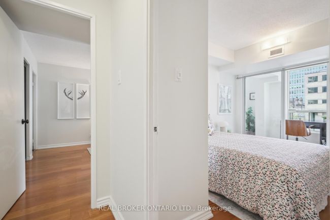 508 - 92 King St E, Condo with 3 bedrooms, 2 bathrooms and 1 parking in Toronto ON | Image 19
