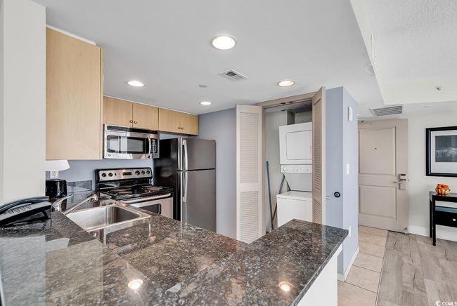 1001 - 107 S Ocean Blvd, Condo with 2 bedrooms, 2 bathrooms and null parking in Myrtle Beach SC | Image 9
