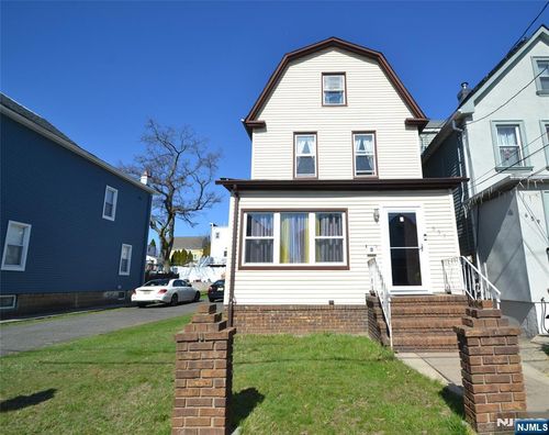 655 Chestnut St, Kearny, NJ, 07032-3014 | Card Image