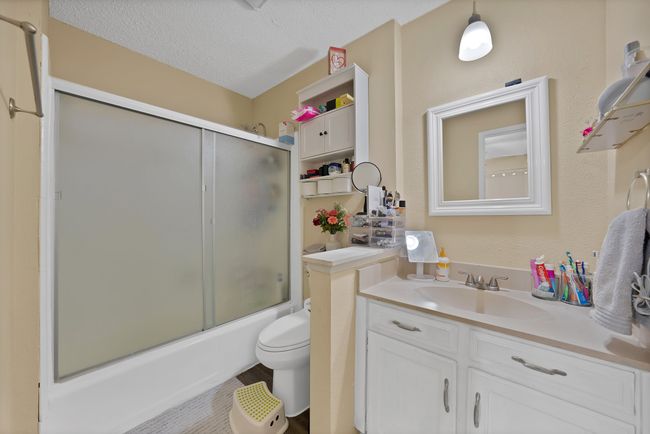221 Long Shadow Ln, House other with 3 bedrooms, 2 bathrooms and null parking in Mesquite TX | Image 17
