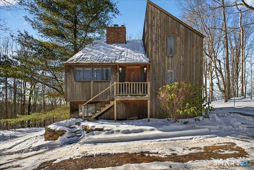 18 Deer Path Ln, North Branford, CT, 06471-1805 | Card Image