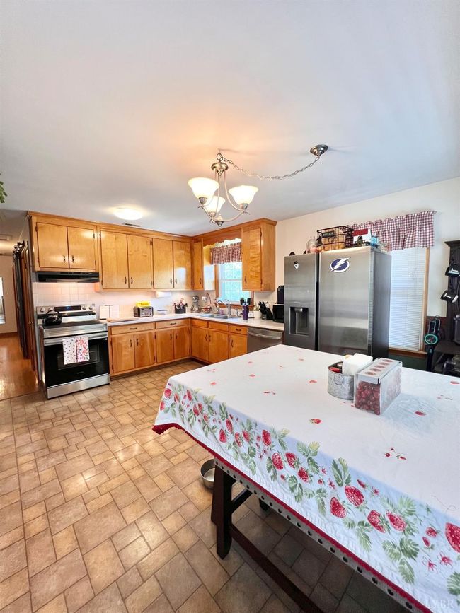 1410 Stevens Cove Rd, House other with 3 bedrooms, 2 bathrooms and null parking in LOVINGSTON VA | Image 11
