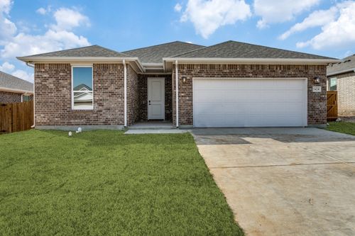 1424 Dry Creek Drive, Cleburne, TX, 76033 | Card Image