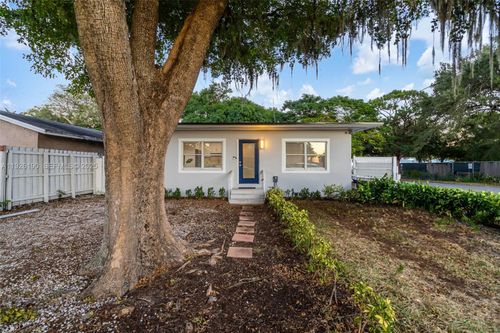 1100 Nw 7th Ave, Fort Lauderdale, FL, 33311-6248 | Card Image