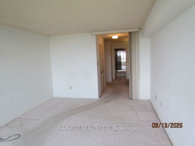 2102 - 255 Bamburgh Cir, Condo with 2 bedrooms, 2 bathrooms and 2 parking in Scarborough ON | Image 25
