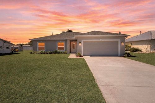 418 Easy St, SEBASTIAN, FL, 32958-4328 | Card Image