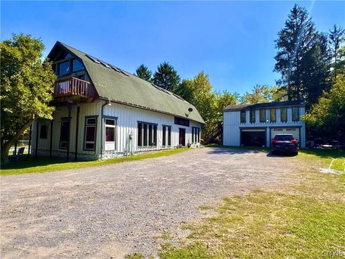5535 Silver Street Rd, Auburn, NY, 13021-9746 | Card Image