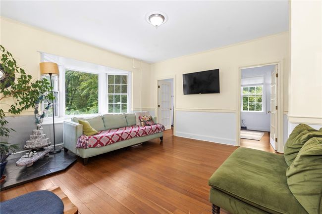 Living Room (Dining Room) | Image 14