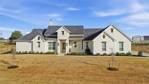 815 Wind River Pass, Azle, TX, 76020-1796 | Card Image