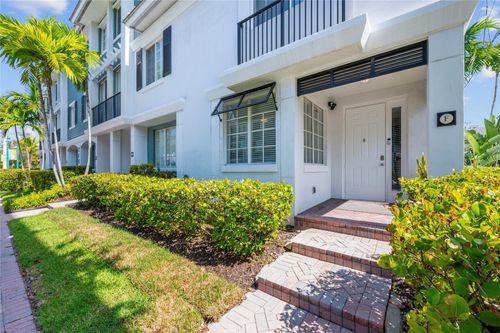 6-f-240 Ne 2nd St, Delray Beach, FL, 33444-3748 | Card Image