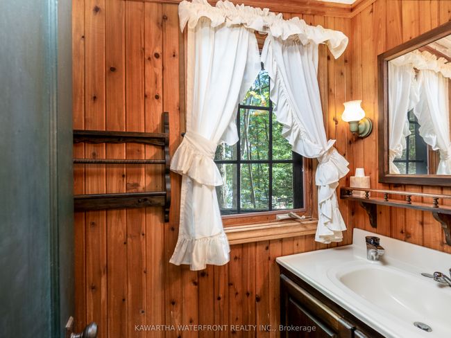 74 Shadow Lake 43 Rd, House other with 3 bedrooms, 1 bathrooms and 4 parking in Coboconk ON | Image 28
