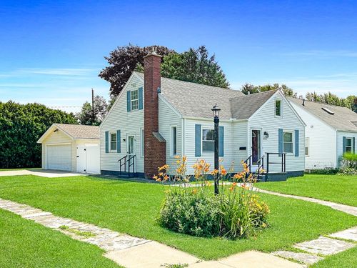 1003 Grant Ave, Erie, PA, 16505-1516 | Card Image