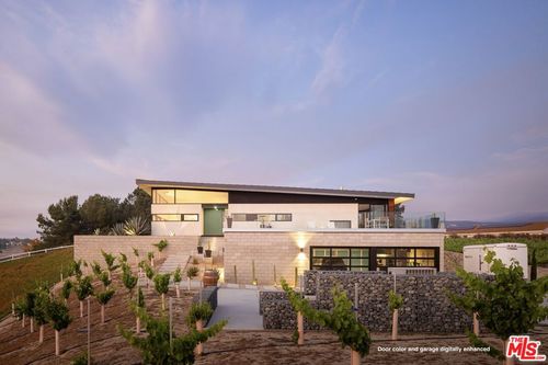 36453 Via El Pais Bonita, Temecula, CA, 92592-8516 | Card Image